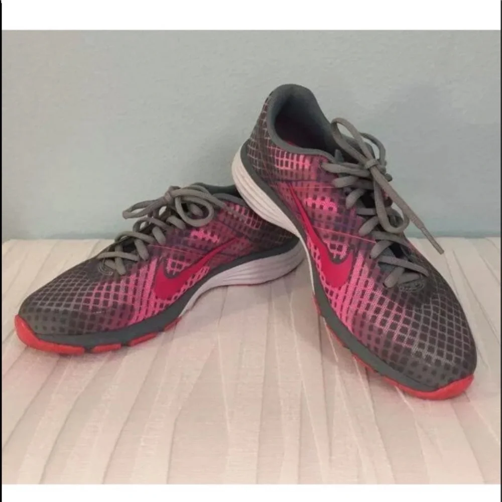 🌟Nike Flywire Dual Fusion Training Sneakers🌟